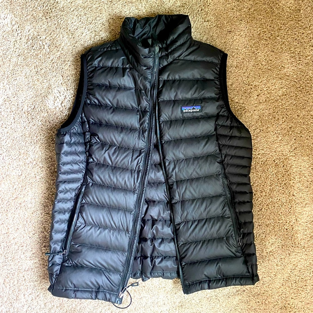 Womens patagonia puffer vest